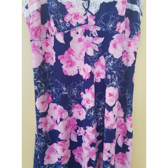 Jessica Simpson Floral Chemise - Picture 6 of 14